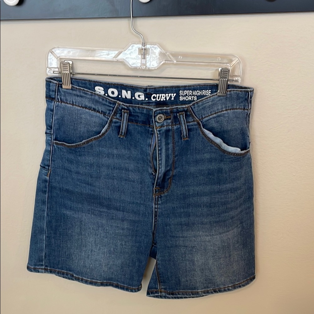 Curvy Super High Rise Denim Shorts